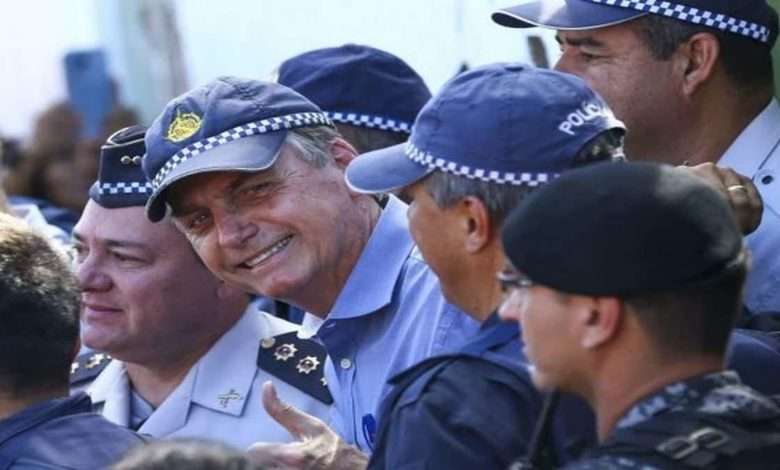 Bolsonaro Com Policiais Militares Foto, Agência Brasil,Marcelo Camargo