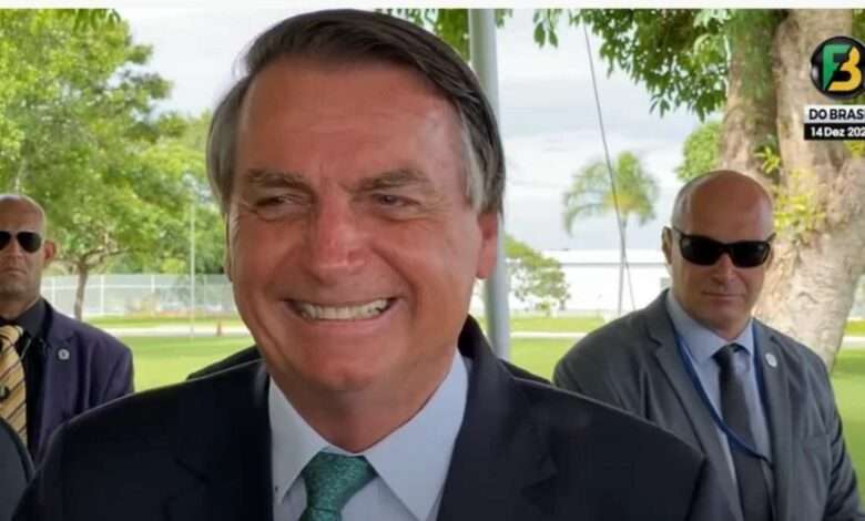 Bolsonaro Em Conversa Com Apoiadores Foto, Reprodução,YouTube Foco Do Brasil