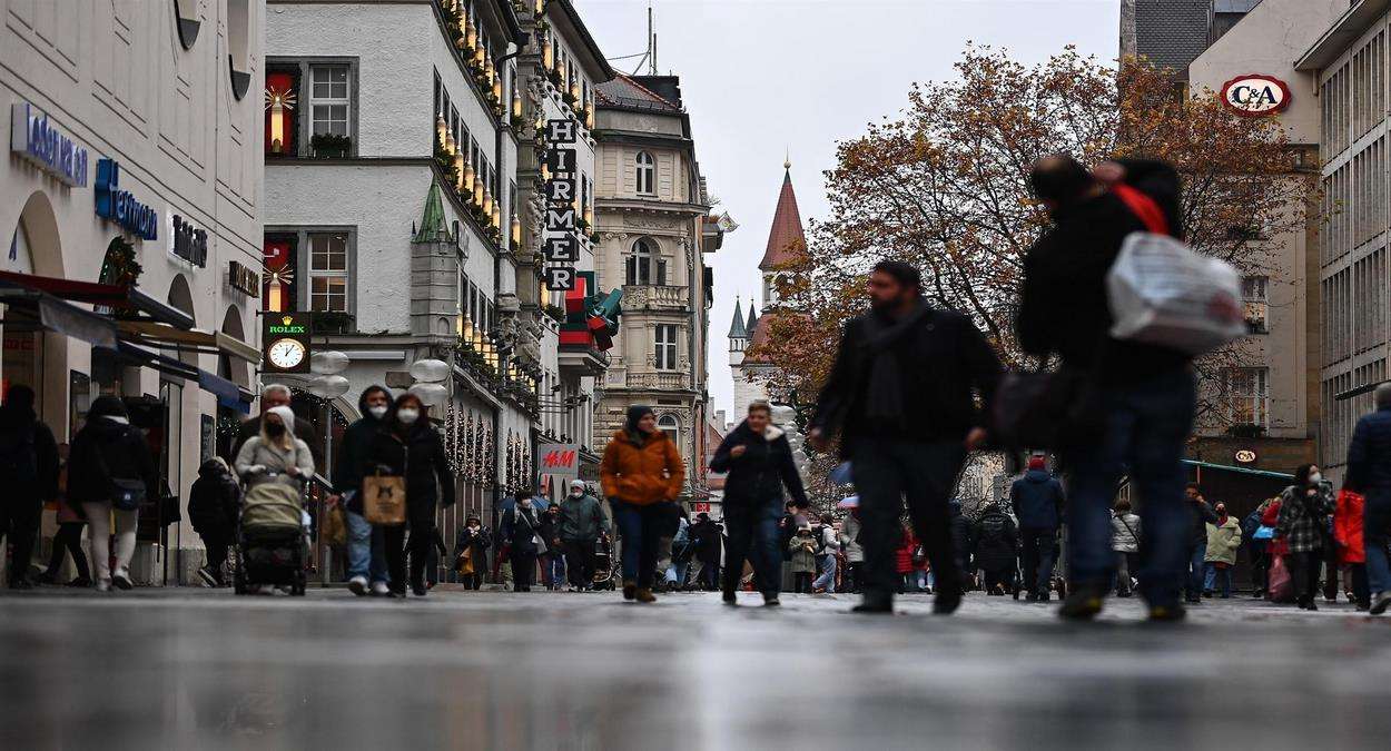 Pedestres No Centro De Munique, Alemanha Foto, EFE,EPA,Philipp Guelland