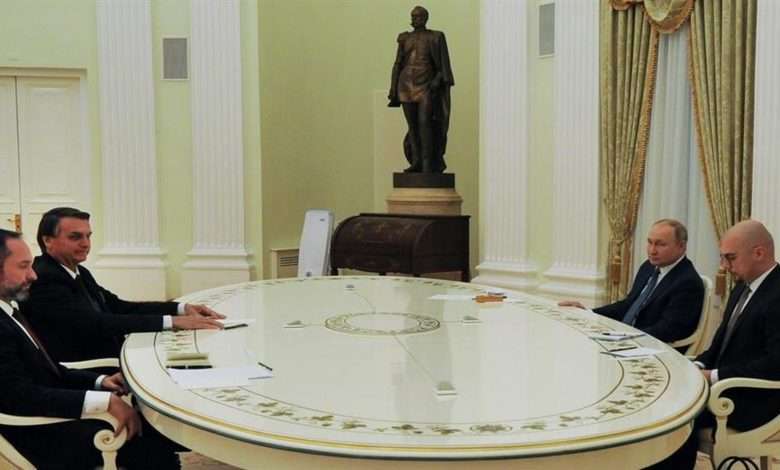 Bolsonaro Se Encontra Com Putin Em Moscou E Cita Colaboração Foto,EFE,EPA,MIKHAIL KLIMENTYEV , KREMLIN , SPUTNIK , POOL