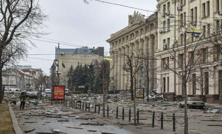 Prédios Administrativos Danificados Após Um Bombardeio Russo No Centro De Kharkiv, Ucrânia Foto, EFE,EPA,SERGEY KOZLOV