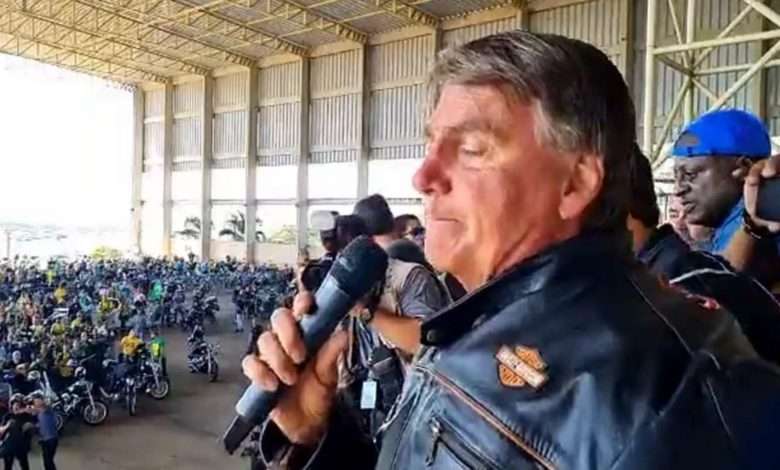 Presidente Jair Bolsonaro Discursou Para Motociclistas FotoReprodução Print De Vídeo Publicado Por Bolsonaro Nas Redes Sociais