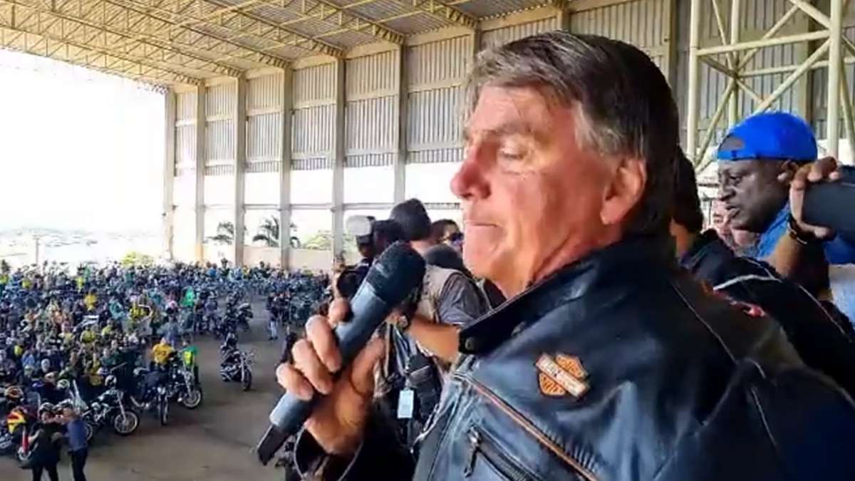 Presidente Jair Bolsonaro Discursou Para Motociclistas FotoReprodução Print De Vídeo Publicado Por Bolsonaro Nas Redes Sociais