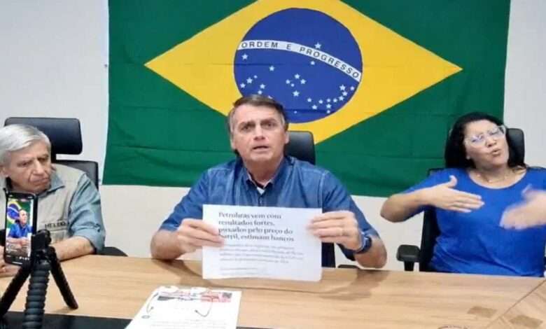 Presidente Jair Bolsonaro Em Sua Live Semanal Foto, Reprodução,Print De Vídeo Publicado Nas Redes Sociais