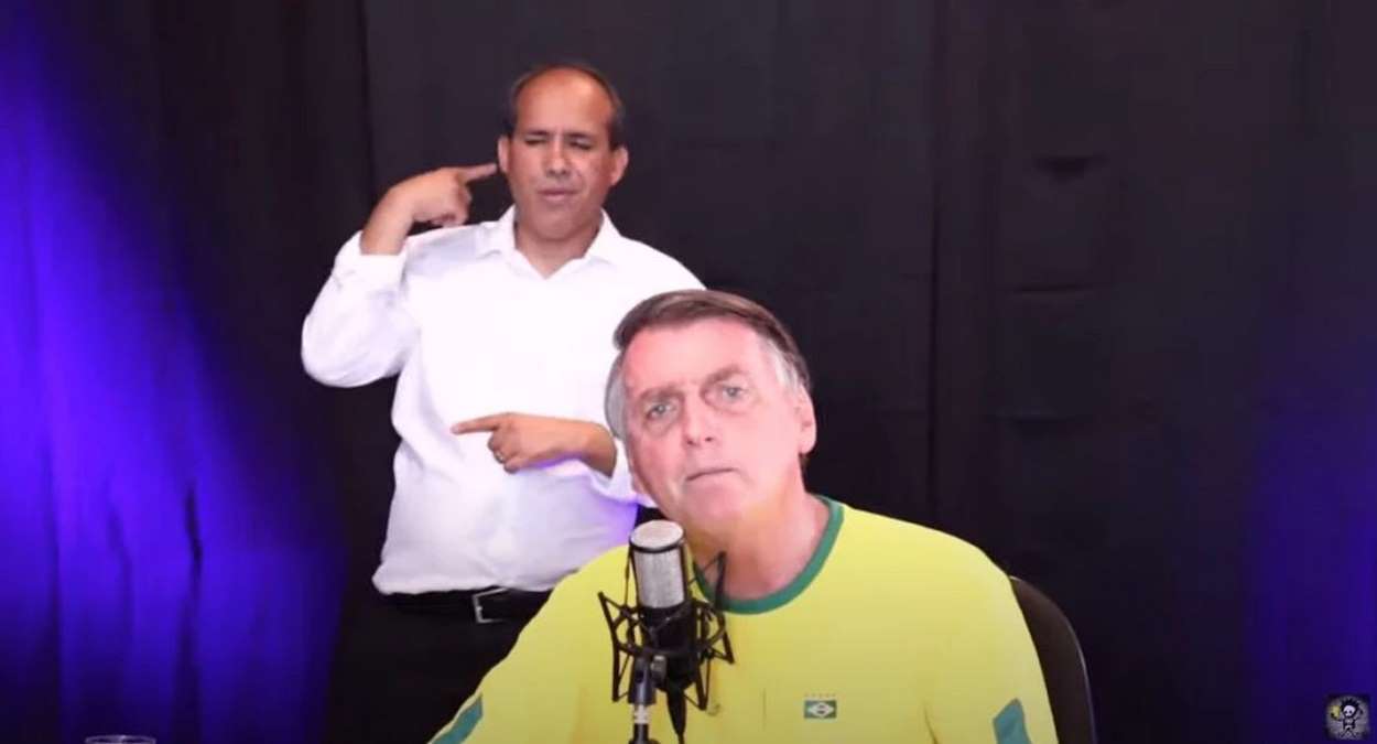 Jair Bolsonaro Durante Entrevista Ao Podcast Foto, Reprodução,Print De Vídeo YouTube Pilhado
