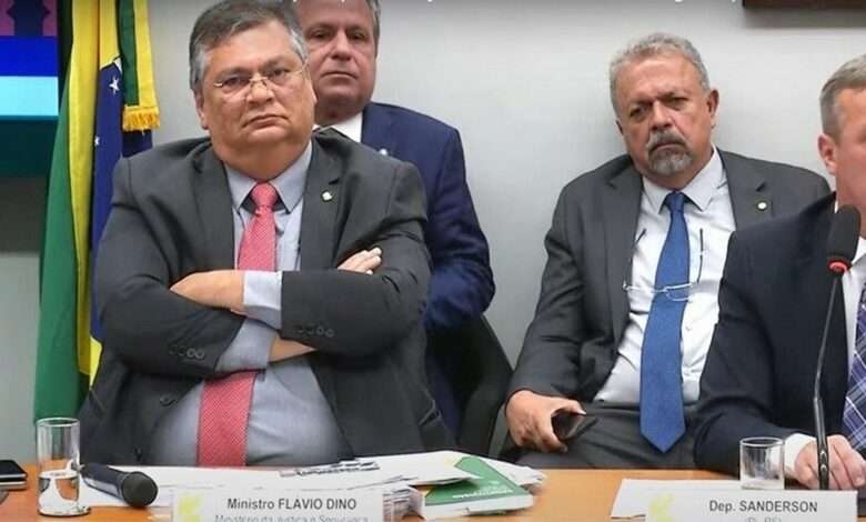 O Ministro Flávio Dino Na Comissão De Segurança Pública Da Câmara