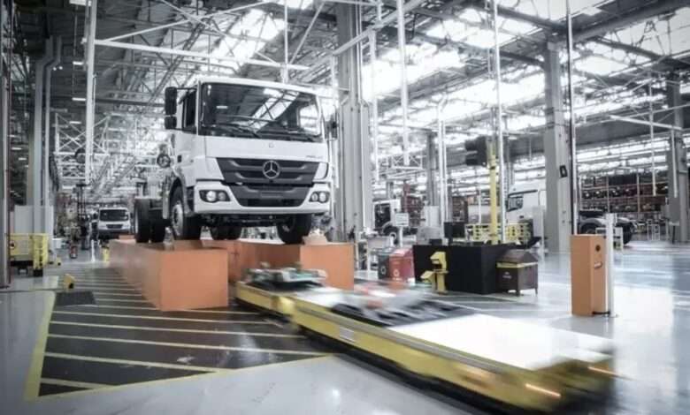 Mercedes Benz Anuncia Suspensão De Trabalhadores Em São Paulo