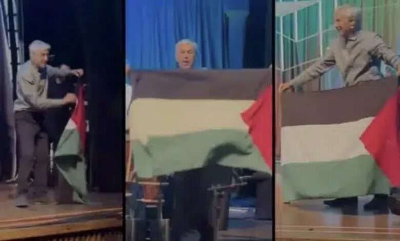 Caetano Veloso Aparece Erguendo Bandeira Da Palestina Durante Show