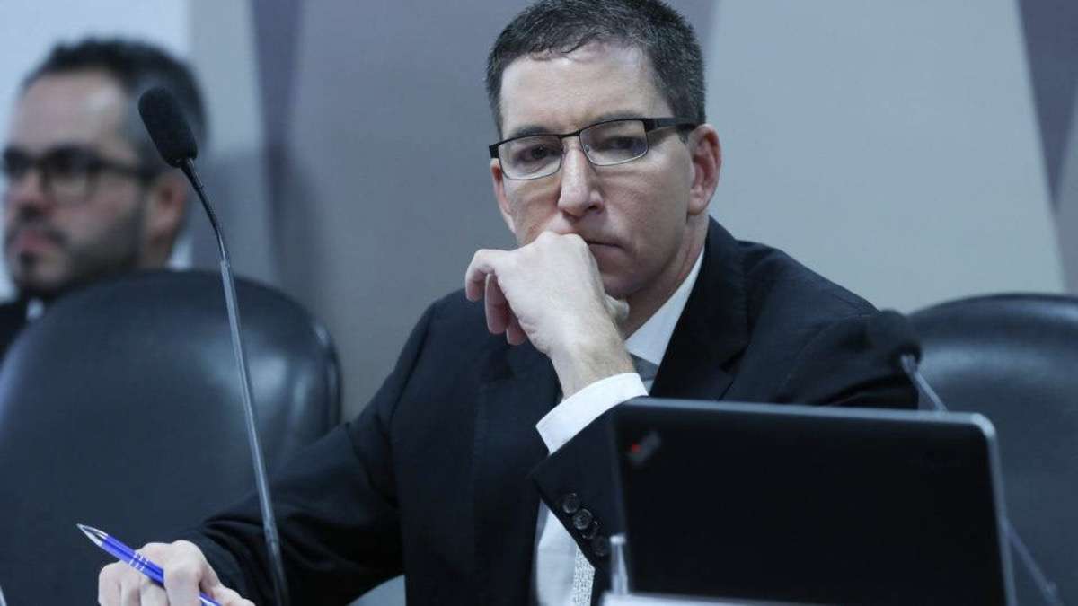 Jornalista Glenn Greenwald Durante Depoimento Na CCJ Do Senado