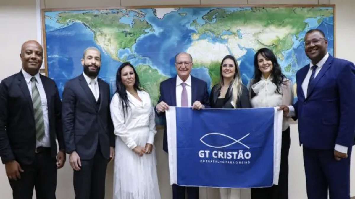 O Vice Presidente Geraldo Alckmin Recebe Evangélicos Em Seu Gabinete